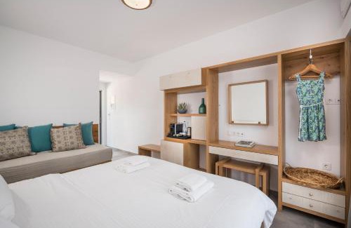 Ayios Pandeleimon Hotel | Glykeria Hotel
