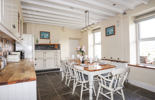 Harlech Cottage | GLYN MORFA, pet friendly, character holiday cottage in Harlech