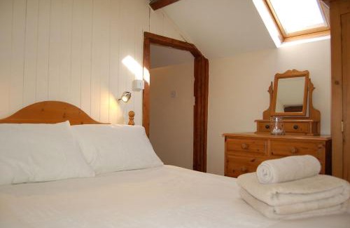 Bryn-crug House | Glyn Saron near Tywyn