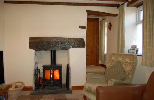 Bryn-crug House | Glyn Saron near Tywyn