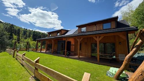 Wisla Ski Chalet | Gościejówka na skraju lasu