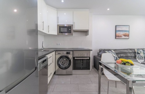 El Madronal Apartment | GO2TENERIFE Apart'Teno Amazing pool view & near the beach