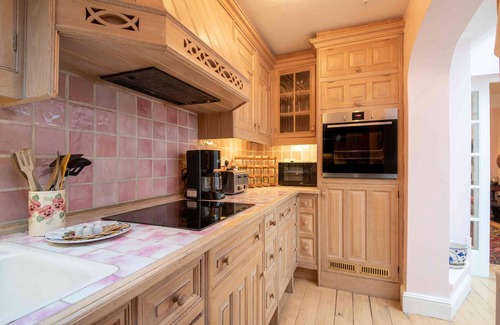 Chelsea House | Godfrey Street - Three Bedroom House, Sleeps 5