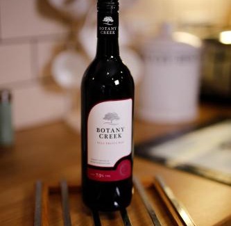 Cwrt Bed & Breakfast | Gogarth hall Farm holidays