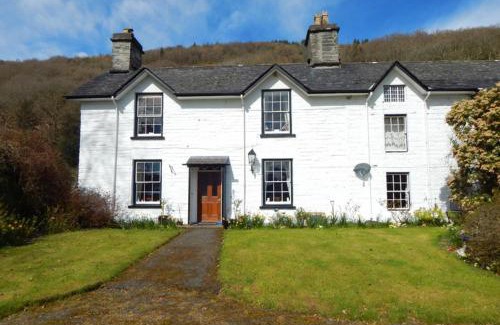 Cwrt Bed & Breakfast | Gogarth hall Farm holidays