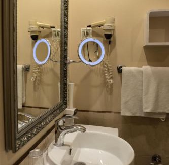 Gellert Hill Hotel | Gold Hotel Budapest