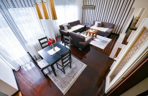 Banja Luka Apartment | Gold studio