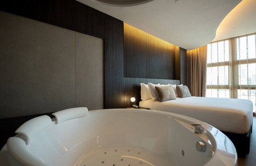 Naples Hotel | Gold Tower Lifestyle Hotel