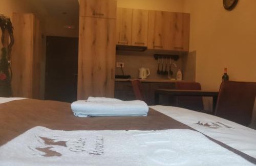 Lisina Apartment | Golden Mountain A75 NLux Milmari