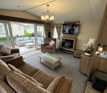 Chapel Saint Leonards Other | Golden Palm Resort - The Superior Retreat - Coastal Caravan Breaks