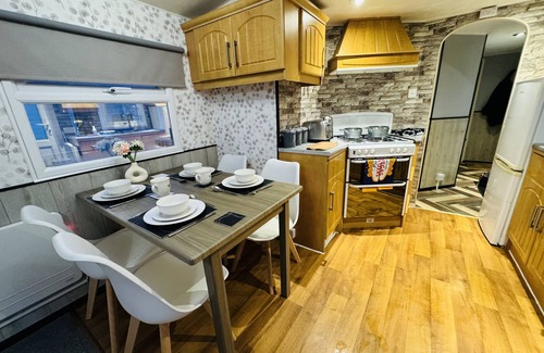 Ingoldmells House | Golden Sands Holiday Home Ingoldmells, Skegness