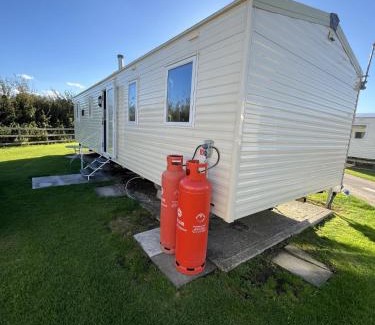 Mablethorpe Resort | Golden Sands Mablethorpe 8 Birth Caravan