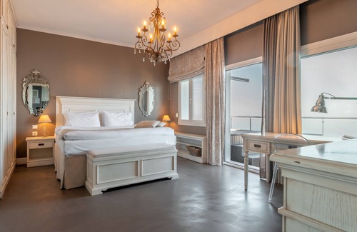 Perea Hotel | Golden Star City Resort