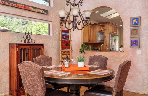 Oak Creek House | Golf - Bike - Hike ~ 5 Star Reviews ~ RELAX and Enjoy!