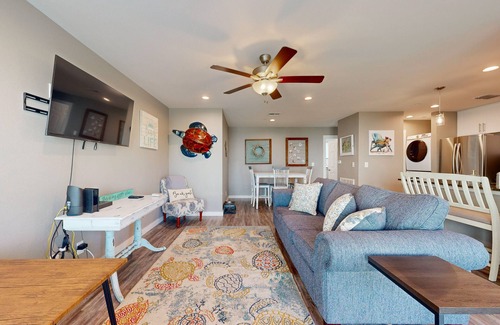 Port Aransas Condo | Golf Cart Included, First Floor, Near Marina, Pet Friendly