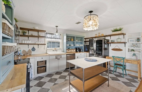 Fort Morgan Pines House | Golf Cart | Pet Friendly | Short Walk to Beach | Latitude Adjustment