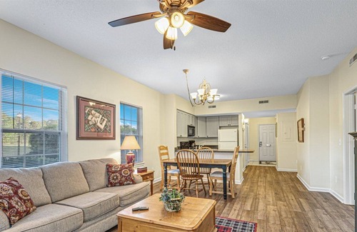 Red Hill Condo | GOLF COURSE 2 BEDROOM CONDO ESCAPE TO LEGENDS....