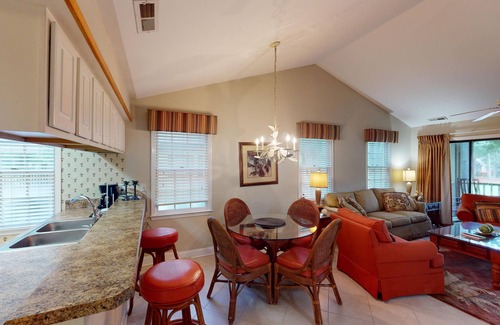 Pawleys Island Condo | Golf Course Charm Pawleys Getaway