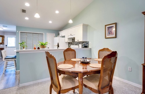 Alachua House | Golf Course Community Home Near Springs & Swimming
