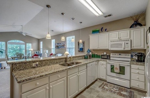 Carolina Forest Condo | Golf Course Vacation Spot, Luxurious 3BR Condo
