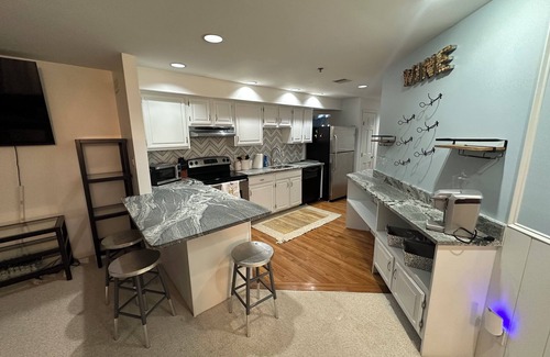 Wilmington Condo | Golf course Views -Cozy 2-bedroom condo in charming Wilmington