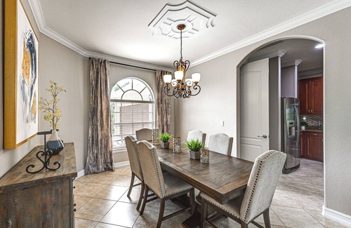 Eisenhower House | Golf & Hike: Lehigh Acres Home w/Pool & Lanai