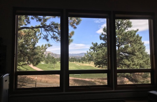 Estes Park House | Golf - Mountains - Luxury Accommodations - All at Once