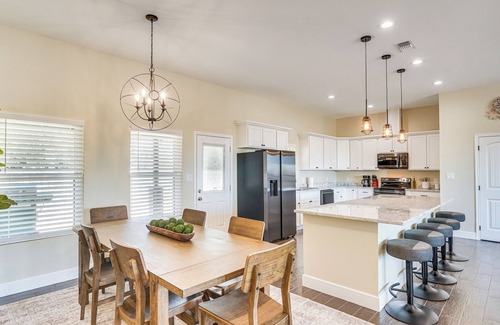 Midland House | Golf, Shop & Explore: Home 5 Mi to Dtwn Midland!