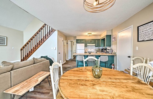 Tobyhanna Cabin | Golf, Ski + Fish: Cabin w/Deck in Tobyhanna!