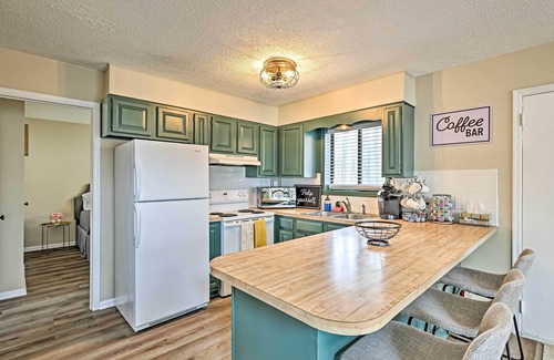 Tobyhanna Cabin | Golf, Ski + Fish: Cabin w/Deck in Tobyhanna!