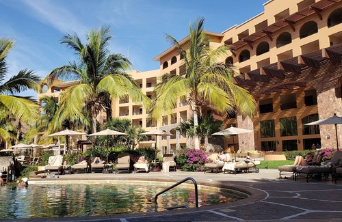 Loreto Condo | Golfer's paradise! 1-bedroom condo at the family-friendly, Villa Del Palmar,
