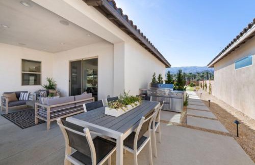 La Quinta House | Golfers Dream Home Pool and Spa at PGA West Signature Putting Green Course