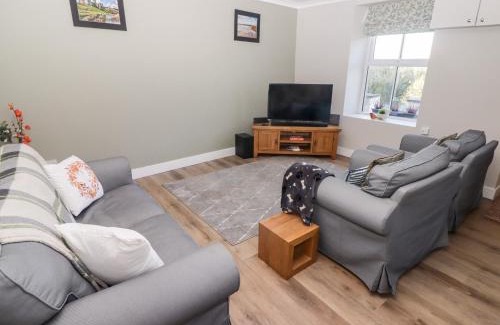 Porth House | Golygfa Bryn