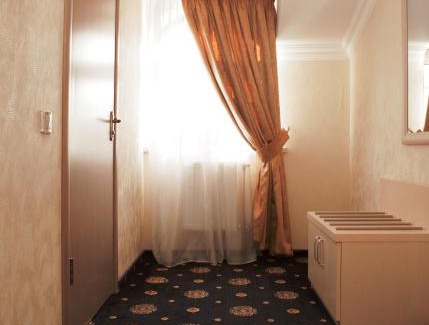 Shevchenkivs'kyi District Hotel | Gonchar Hotel