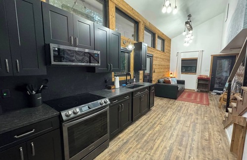 Lake Harmony Estates Cabin | Gondola34 - Poconos most unique tiny cabin! Last minute opening 9-29 to 10-3!