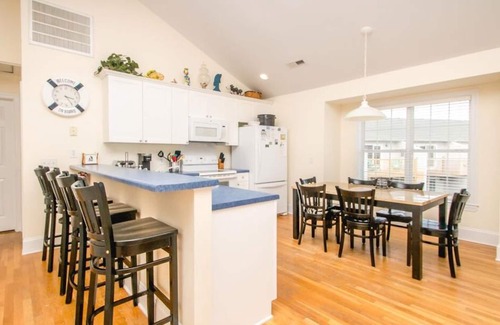 Surf City House | Gone Coastal - 2nd Row home; 4BR; Ocean Views from Sun Deck