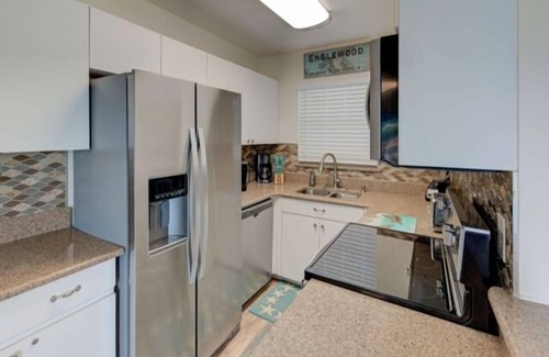 Englewood South House | Gone Fishing - Canal FRONT - Amazing boating - fantastic location easy to the Bay and Gulf