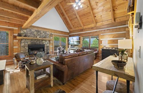 Boone House | Good Dog Dreams