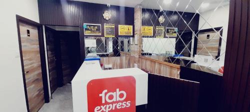 Jogeshwari West Hotel | Good Luck Residency By Glitz Hotels