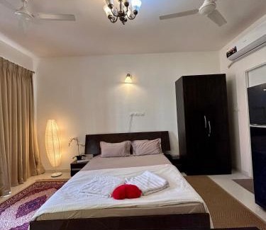 Chicalim Apartment | Good Stay Pool view stylish Studio Apartment,6km from Airport, 307