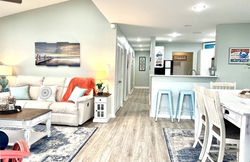 Gulf Shores Condo | Good vibes in a great location, family friendly condo! Ball fields a mile away!