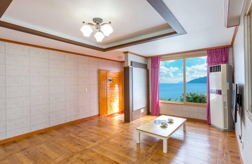 Irun-myeon Apartment | Good view Pension B