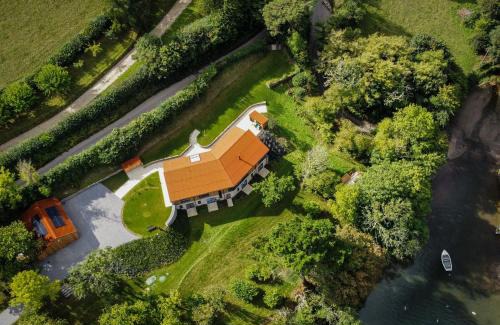 Salcombe House | Goodshelter Bay
