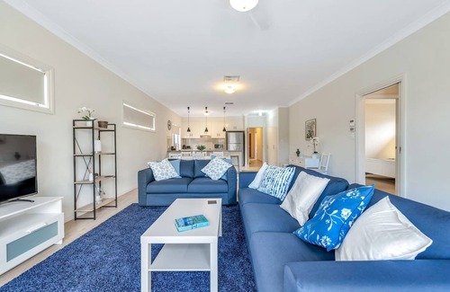 Goolwa House | Goolwa, Brooking St - Wi-Fi and Linen Included