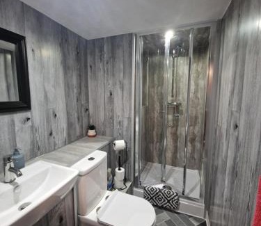 Redruth House | Goonearl Simply Stay