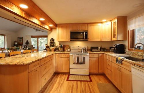 Campton House | Goose Hollow 19, E