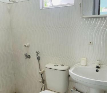 Nilaveli House | Gopalapuram Guest House