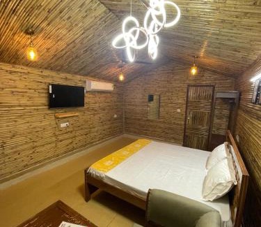 Vrindavan Resort | Gopika Resort