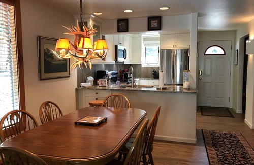 Vail House | Gore Creek just off the back deck, Free Bus, Wi-Fi, Hot Tub, Summer Pool