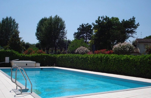 Porto Santa Margherita Villa | Gorgeous villa for 8 with shared pool